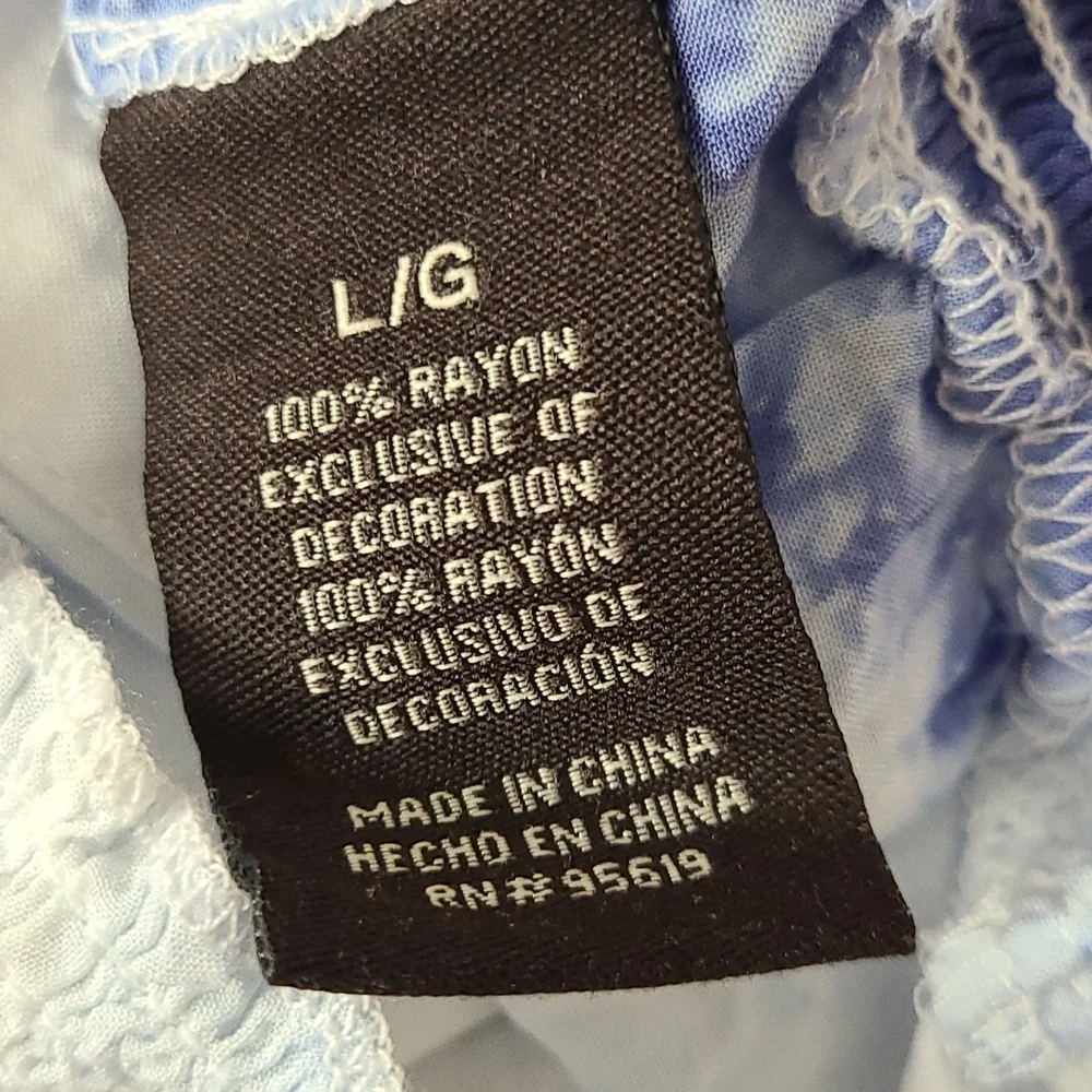 NWT fever beautiful batik top with embroidery,  L - Picture 15 of 16